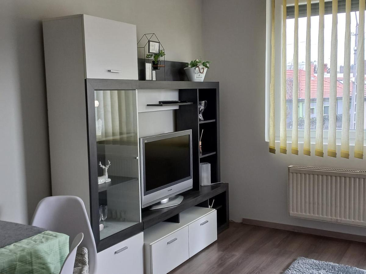 Berik Apartman 페치 외부 사진